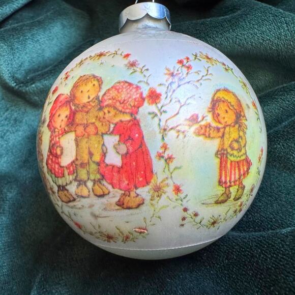 Vintage 1974 Hallmark Betsy Clark Glass Christmas Ornament - Picture 2 of 11